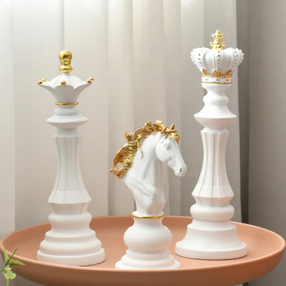 Retro Resin Chess Figurines - VEESORA 